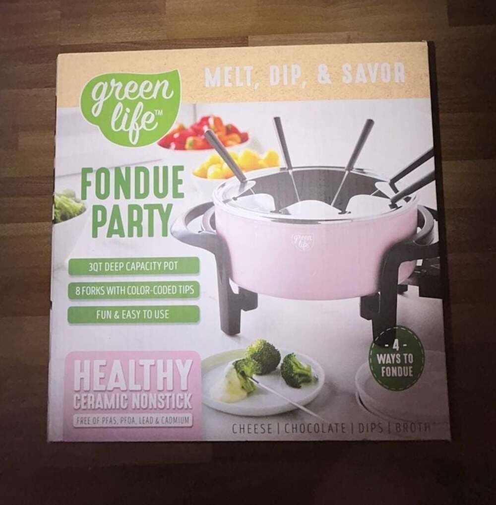 GreenLife 3QT Healthy Ceramic Nonstick Fondue Party Set with 8 Forks, Pink